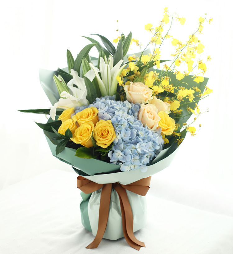 对女朋友道歉送什么花？