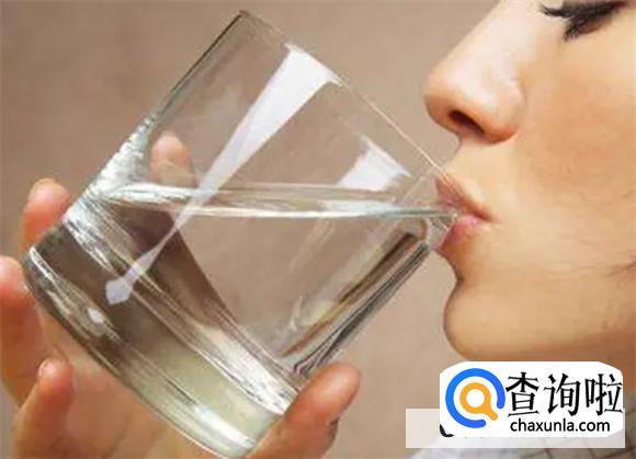 发烧可以蒸桑拿出汗吗