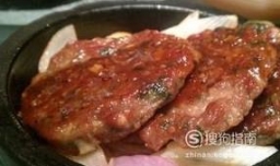 如何给小朋友做容易嚼碎的牛肉－－香煎牛肉饼