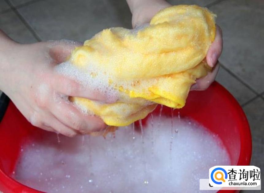 咖啡撒到身上怎么快速消除