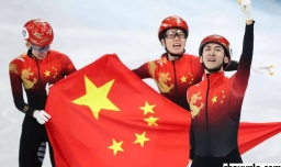 冬奥会上的激情庆祝瞬间