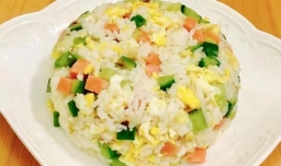 简单又好吃的蛋炒饭怎样做？