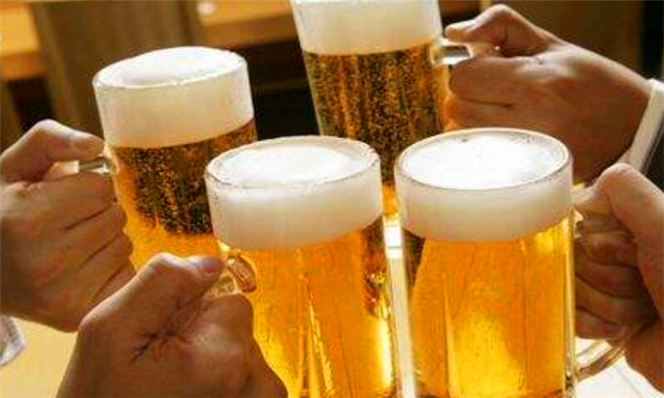 冬季喝啤酒可以暖身吗