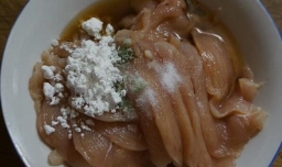 黄金鸡肉蛋卷的家常做法