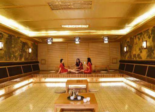 汗蒸要穿内衣裤吗