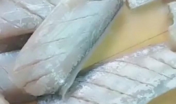 红烧带鱼的做法？红烧带鱼的家常做法？