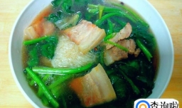 五花肉菠菜汤的家常做法