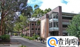 莫纳什大学人力资源管理专业和纽卡斯尔大学人力资源管理专业哪个好？