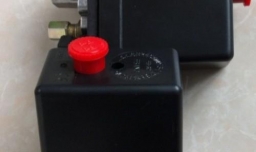 气泵压力怎么调低些