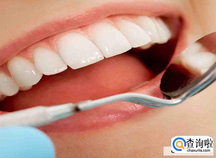 美白牙齿的独门小配方