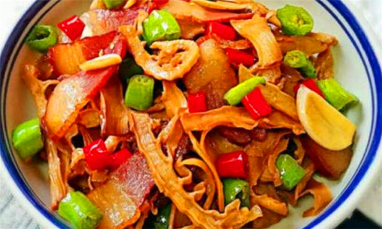 鲜百合与哪些菜炒着最佳