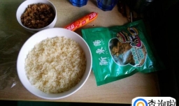 口袋肉松饭团怎么做