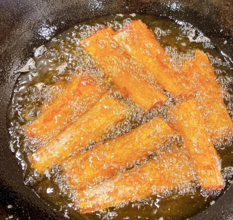 带鱼怎么炸酥脆好吃？