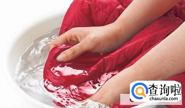 修正液弄衣服上怎么洗掉