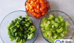 豆酱爆素三丁的做法