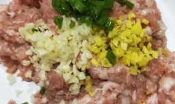 肉沫虎皮椒怎么做