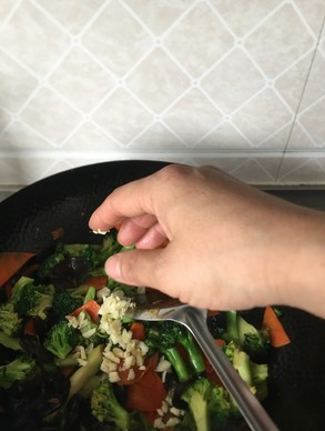 西兰花怎么做好吃