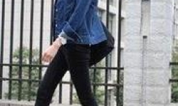 牛仔衬衫配什么裤子