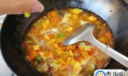 怎样做美味的臊子面汤？酸辣可口超好吃！