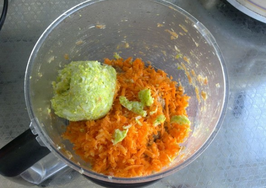 白菜猪肉饺子馅的做法