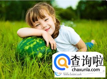 何姓女孩起名字大全