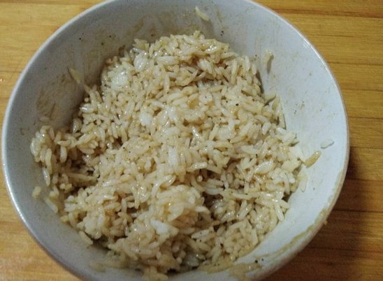 怎么用生的大米炸锅巴