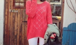 西瓜红配什么颜色