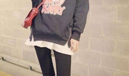 中长款卫衣搭配