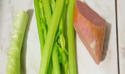 芹菜炒火腿的家常做法