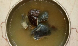 美味香菇乌鸡汤的做法