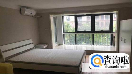 情侣租房，女友不出房租如何处理