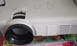 投影仪怎么调清晰度