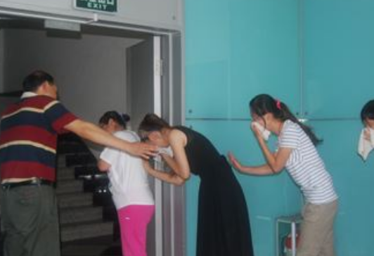 火场逃生方法有哪些