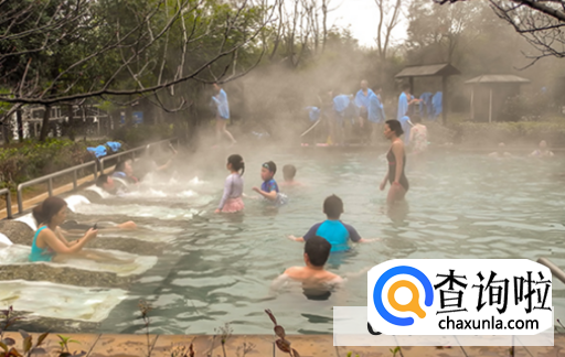 在夏季泡温泉时要注意什么