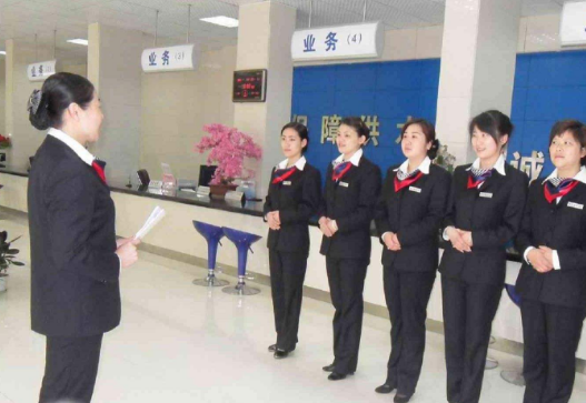 营业员是做什么的