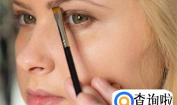 女人为什么要化妆又是为了谁而化？