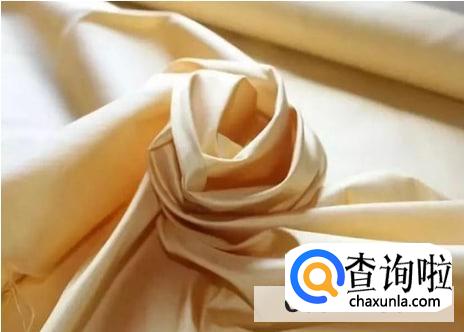 丝绸服装正确的保养与收藏
