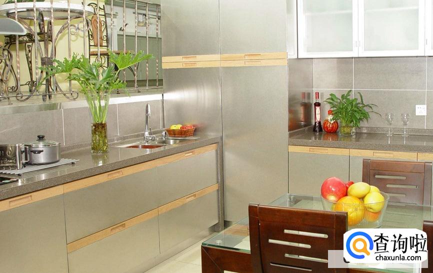 清洁食品保鲜盒顽固污渍的小妙招