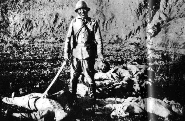 南京大屠杀是哪一天