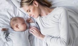 人睡觉时头朝哪一个方向是最好的？