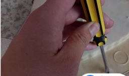 拆机螺丝滑丝了怎么办