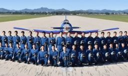 飞行员的报考条件是什么？