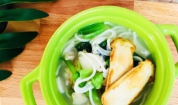 如何做松茸虾仁面？