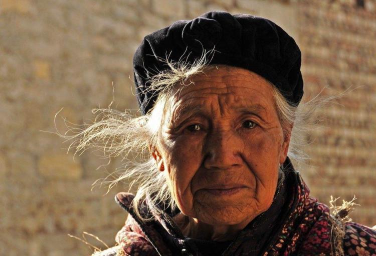 儿行千里母担忧下一句