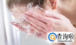 脸上油脂分泌旺盛怎么办