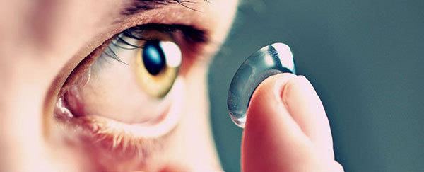 隐形眼镜有没有可能滑到眼球后面