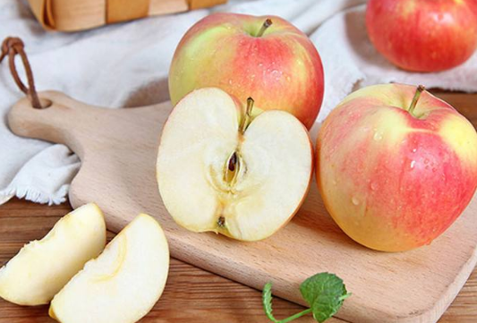 苹果切开后为什么切口会变成褐色