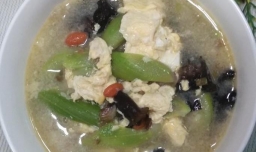 怎样做丝瓜枸杞鸡蛋汤？