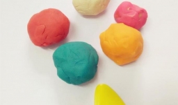 彩泥小海豹顶球怎么捏