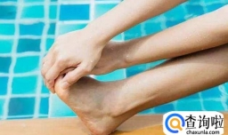 游泳时腿抽筋怎么办？